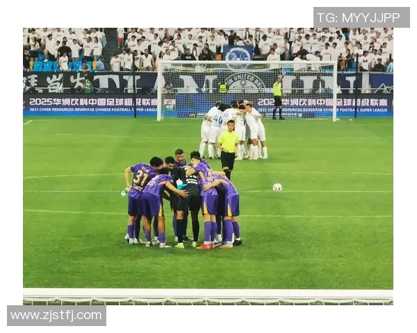 中超激战深圳队迎战山东队力争主场全取三分展现实力