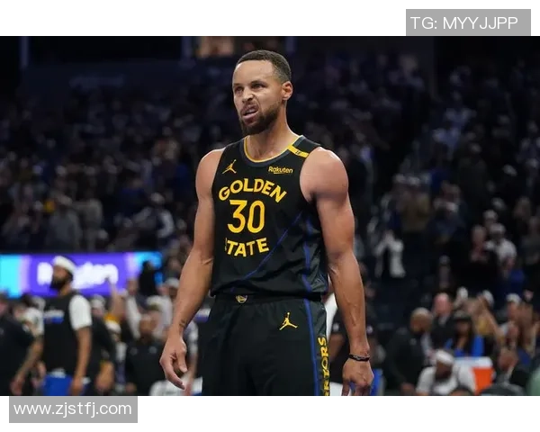 库里三分大赛决赛连中20球创历史新高荣膺冠军 库里三分大赛决赛连中20球创历史新高荣膺冠军